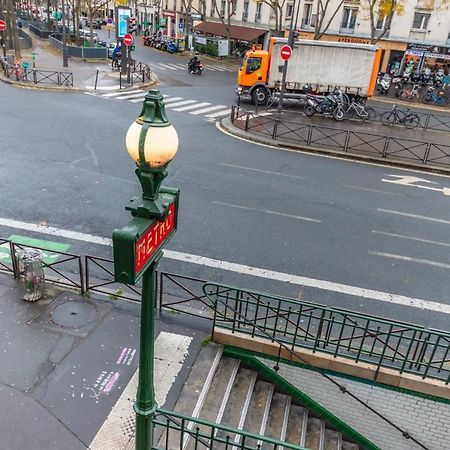 Enjoy The Traditional Parisian Life Exterior photo